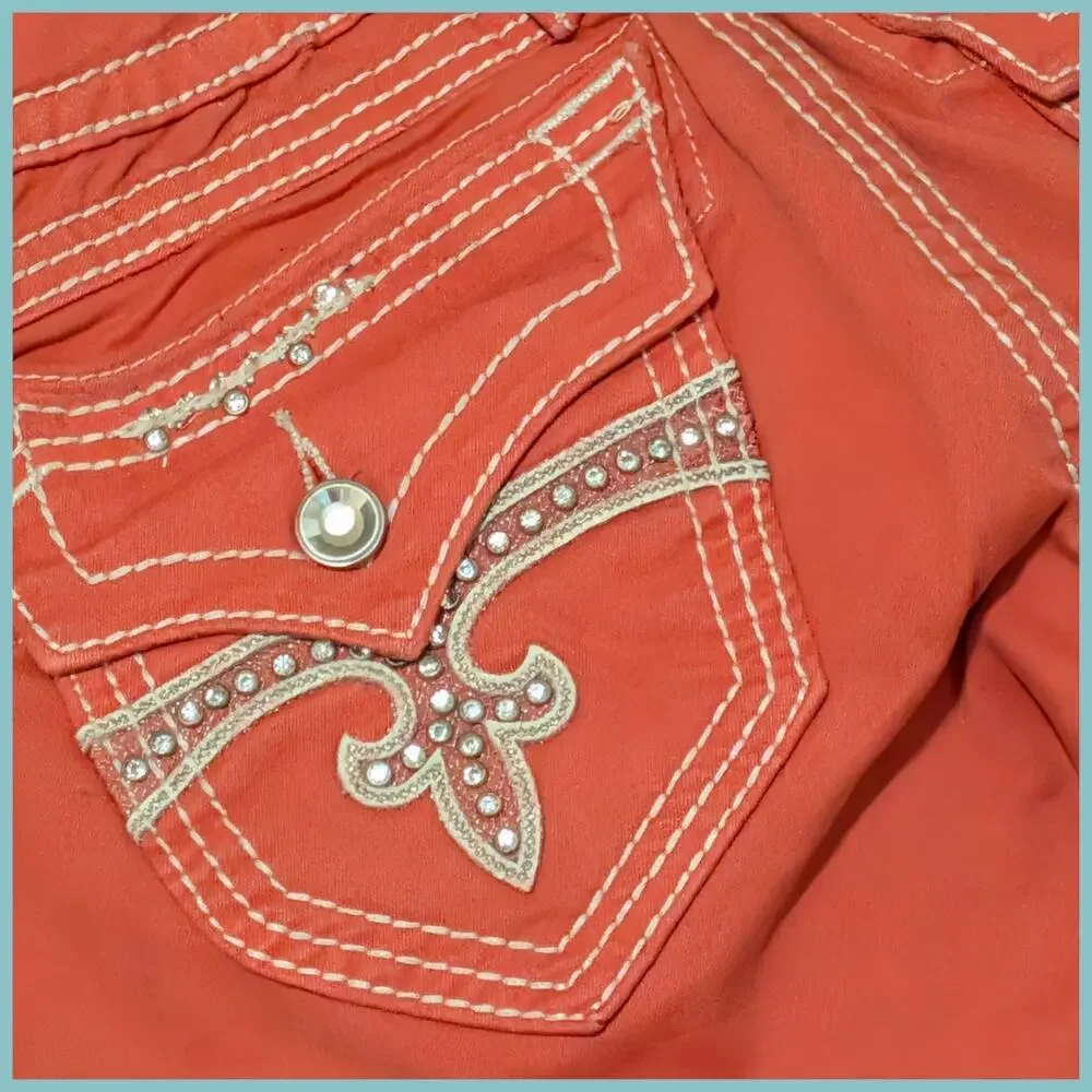 ROCK REVIVAL Scarlett Low Rise Rhinestone Flap Pocket Capri Women's 26 Y2K Bling